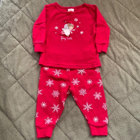 Bundle Fairy 🧚🏻‍♀️ pjs. 2 piece long sleeves w/ matching pants. - Picture 1 of 3